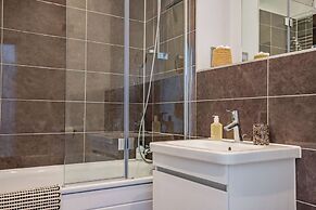 Host Stay The Old School House