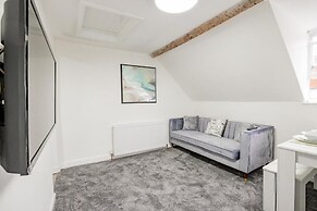 Host Stay New Street Dwelling
