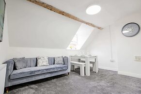 Host Stay New Street Dwelling