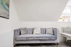 Host Stay New Street Dwelling