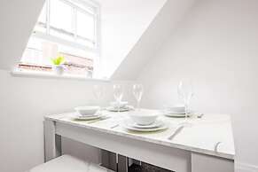 Host Stay New Street Dwelling