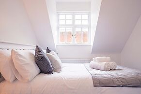 Host Stay New Street Dwelling