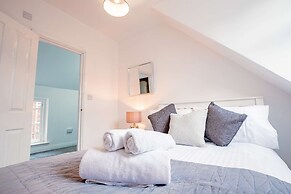 Host Stay New Street Dwelling