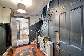 Host Stay Underhill House