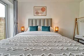 Host Stay Coney Green