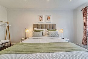 Host Stay Coney Green