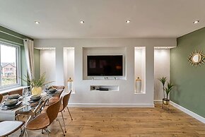 Host Stay Coney Green