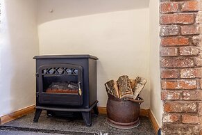 Host Stay Merchant House Basement