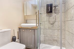 Host Stay Merchant House Basement