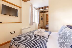 Host Stay Merchant House Penthouse