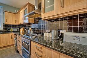 Host Stay Harrow Croft Dwelling