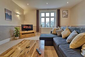 Host Stay Harrow Croft Dwelling