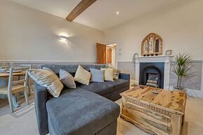 Host Stay Harrow Croft Dwelling