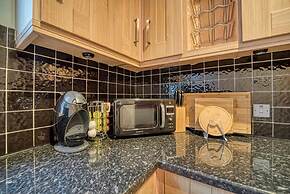 Host Stay Harrow Croft Dwelling