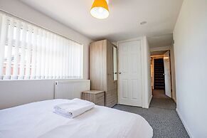 Host Stay Manfield Avenue