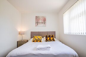 Host Stay Manfield Avenue