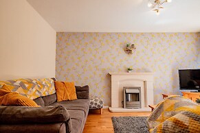 Host Stay Manfield Avenue