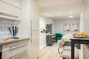 Host Stay Bridge Street Studio