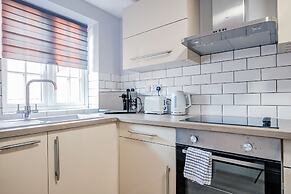 Host Stay Bridge Street Studio