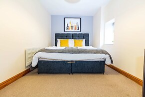 Host Stay New Street Studio