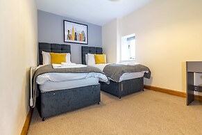 Host Stay New Street Studio