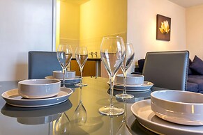 Host Stay New Street Studio