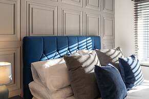 Host Stay Grand Parade