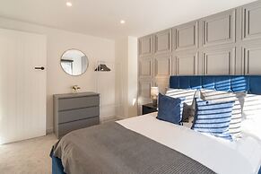 Host Stay Grand Parade