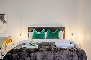 Host Stay Bridge Street Studio Apartment