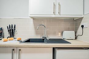 Host Stay Bridge Street Studio Apartment