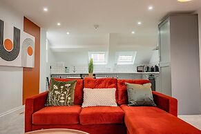 Host Stay Foley Abode