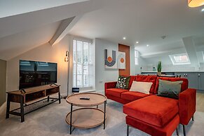 Host Stay Foley Abode