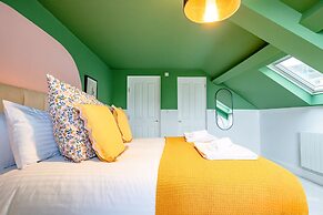 Host Stay Foley Abode