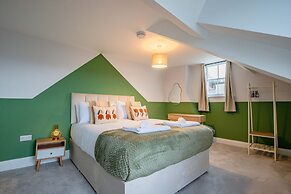 Host Stay Foley Abode