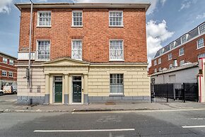 Host Stay Shaw Street Apartment