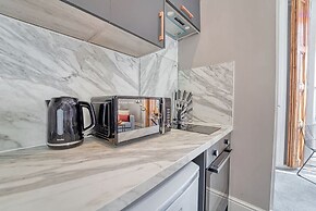 Host Stay Shaw Street Apartment