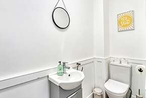 Host Stay Hills Apartment