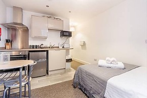 Host Stay Pierpoint Apartment