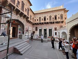 The Gulab haveli