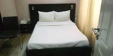 Crownbee Luxury Apartment