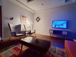 Crownbee Luxury Apartment