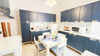 Casa Francy by Ca-sa Check