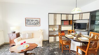 Casa Francy by Ca-sa Check