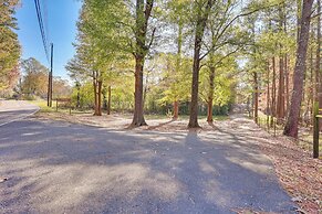 Cabin w/ Catch & Release Pond in Hueytown!