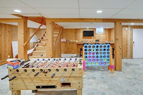 8 Mi to Windham Mountain Club: Mtn View Home!