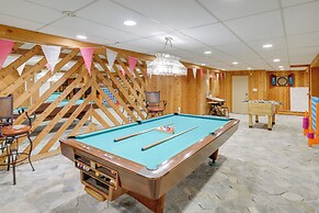 8 Mi to Windham Mountain Club: Mtn View Home!