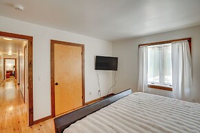 8 Mi to Windham Mountain Club: Mtn View Home!