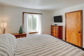 8 Mi to Windham Mountain Club: Mtn View Home!