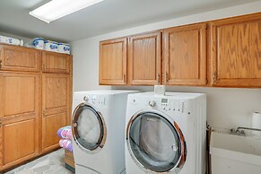 8 Mi to Windham Mountain Club: Mtn View Home!