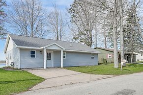 Dock & Views: Lake Mitchell Home in Cadillac!
